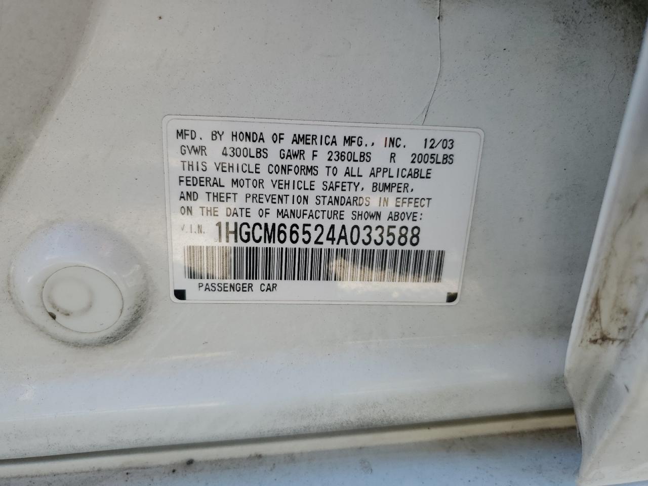2004 Honda Accord - Image 12