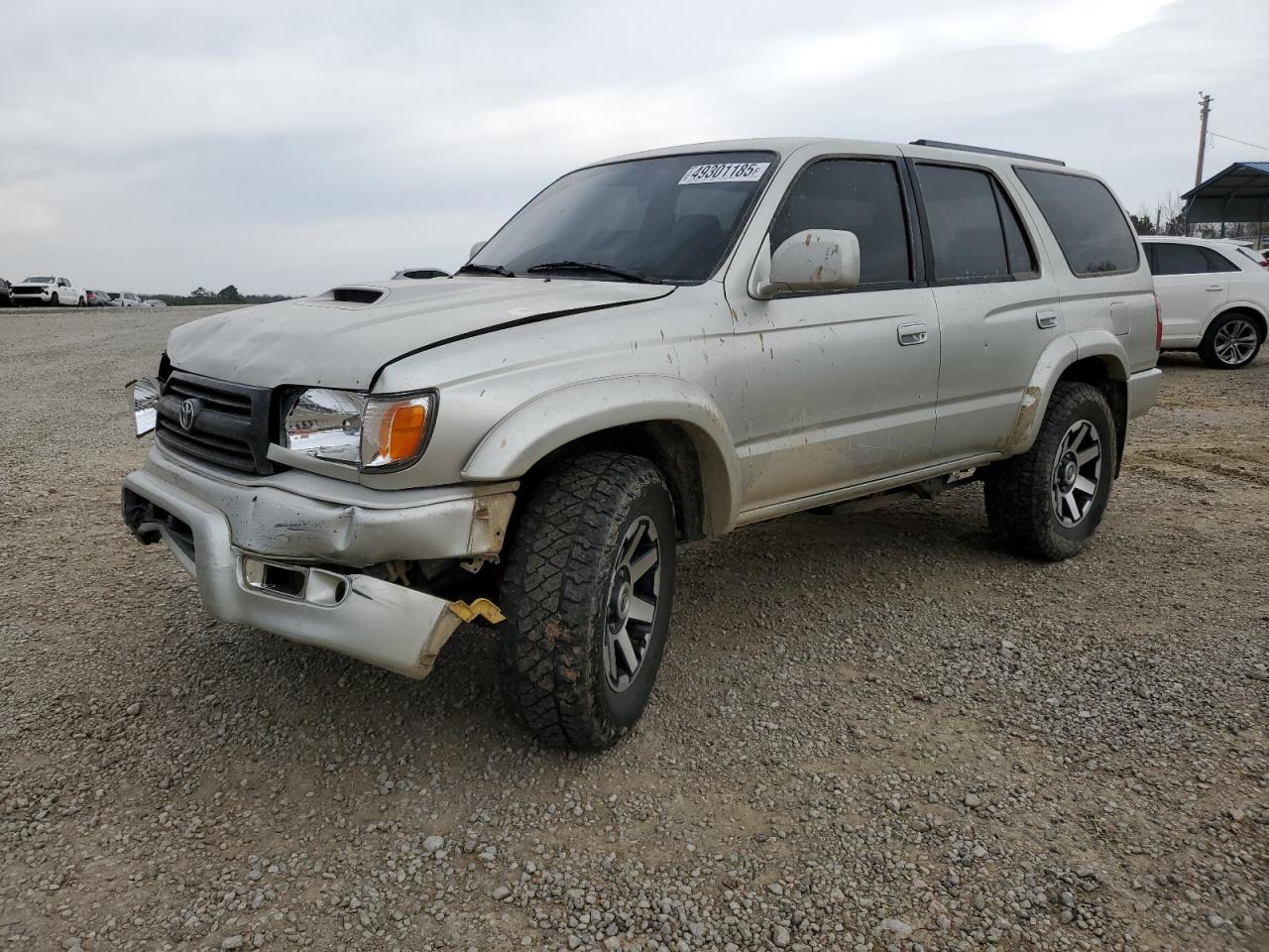 2000 Toyota 4Runner Sr5 for Sale in Memphis, TN - Front End