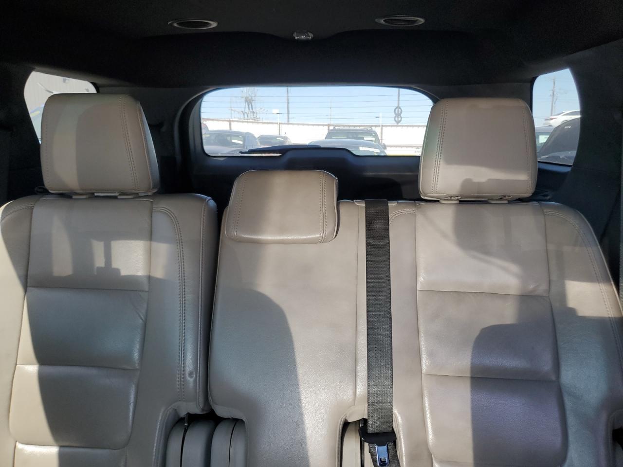 2011 Ford Explorer - Image 10