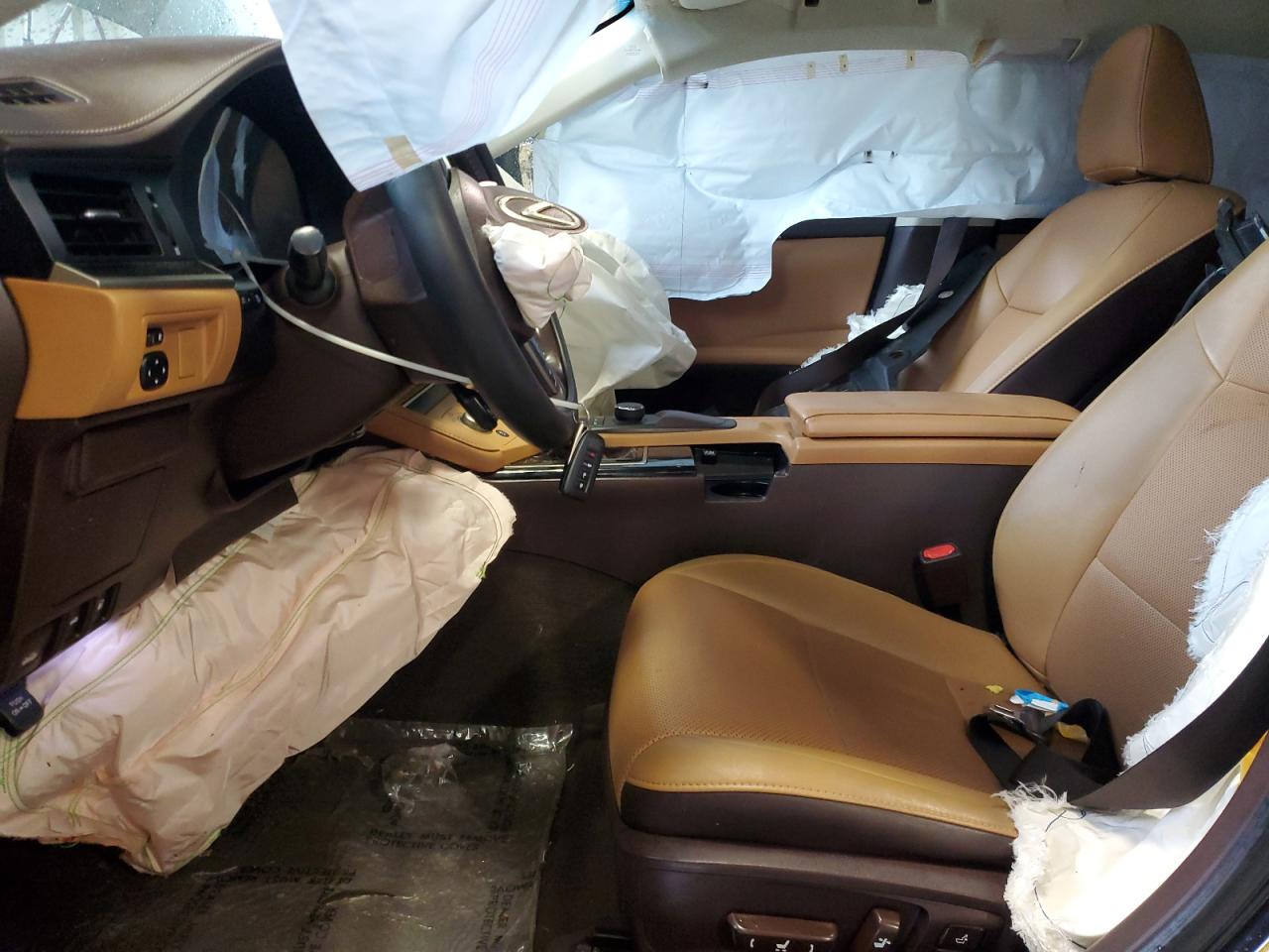 2016 Lexus ES - Image 7