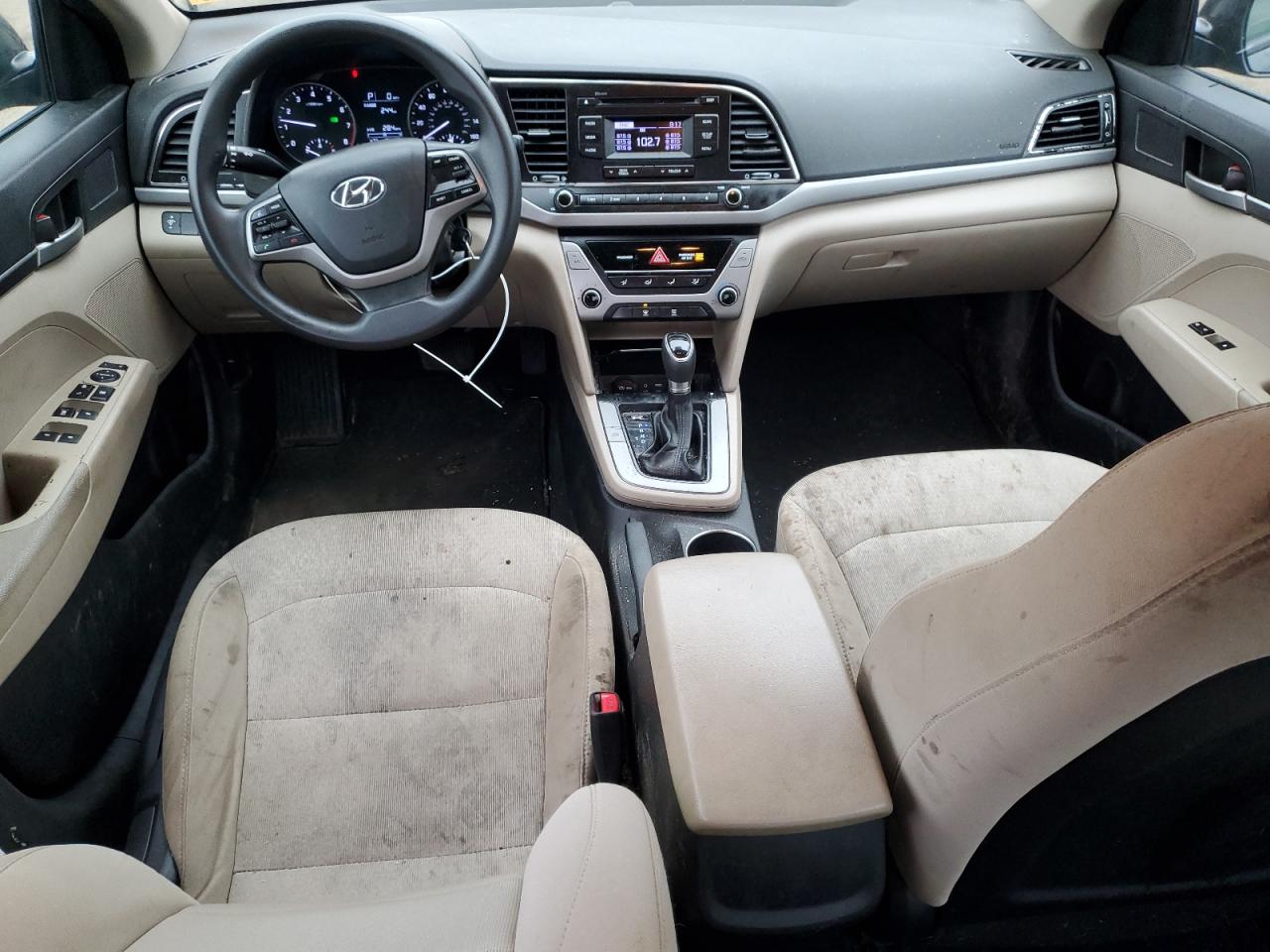 2018 Hyundai Elantra - Image 8