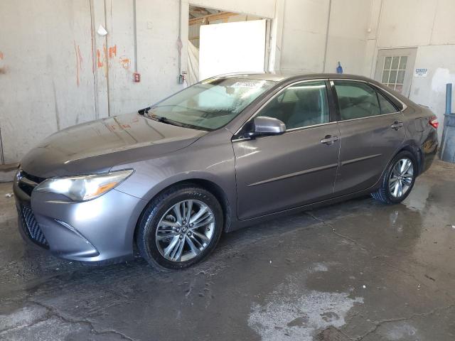  TOYOTA CAMRY 2017 Серый