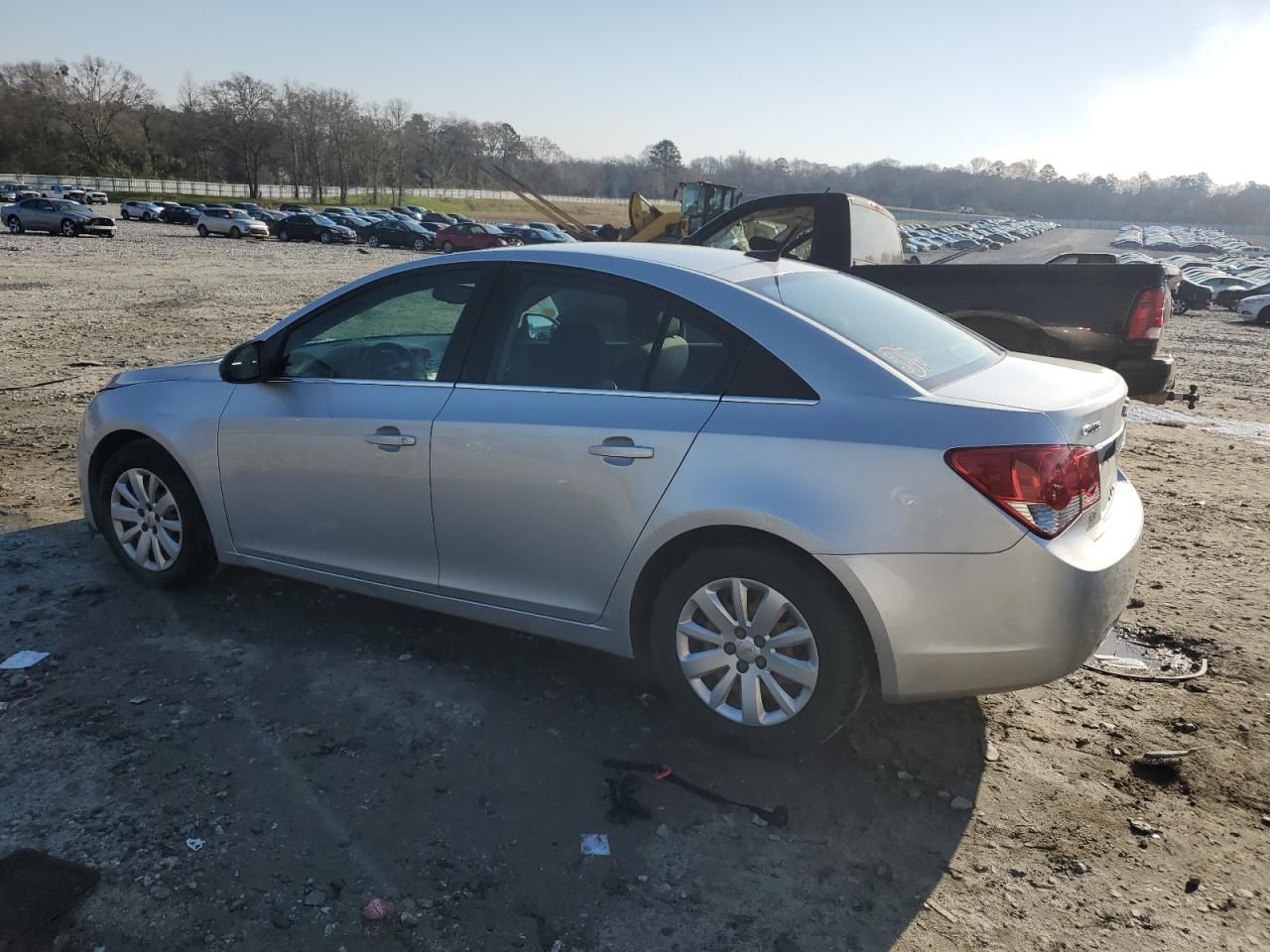 2011 Chevrolet Cruze - Image 2