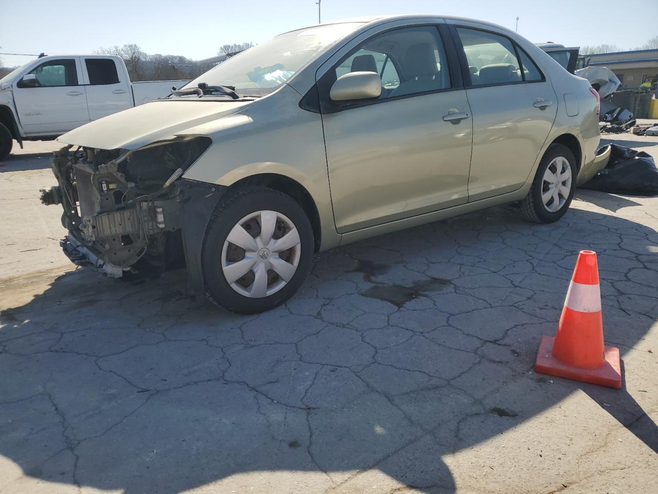 2008 Toyota Yaris - Image 1