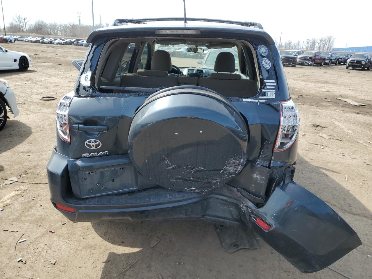 2011 Toyota RAV 4 - Image 6