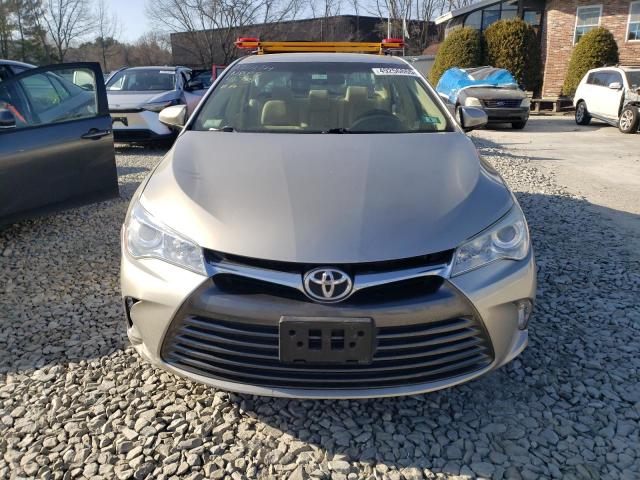  TOYOTA CAMRY 2017 Серебристый