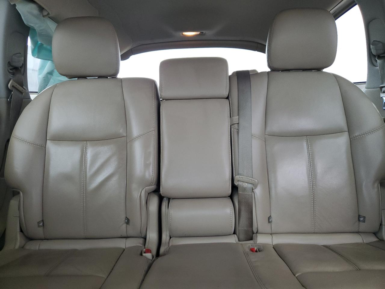 2015 Nissan Pathfinder - Image 10