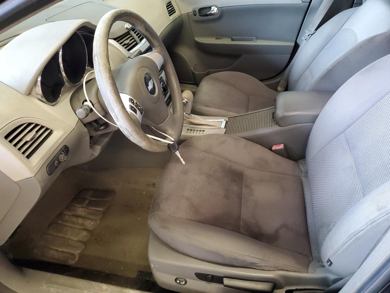 2010 Chevrolet Malibu - Image 7