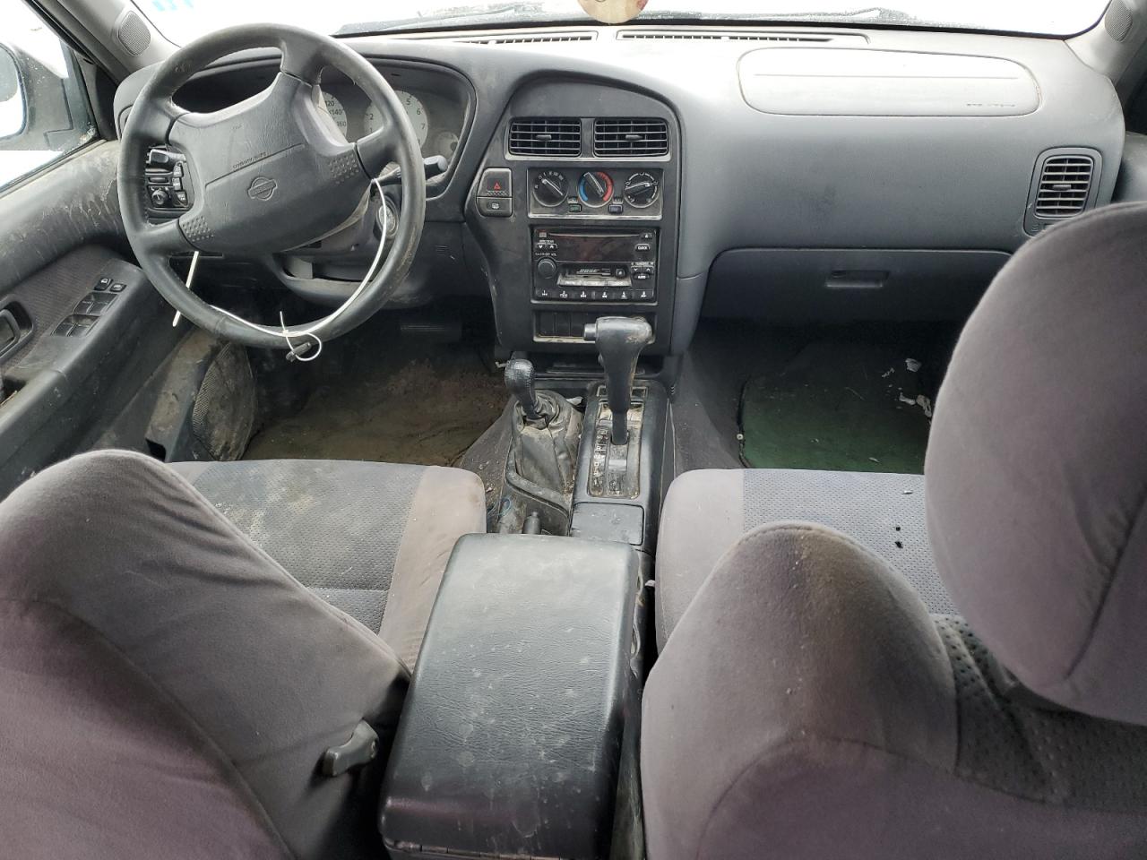 2000 Nissan Pathfinder Le VIN: JN8AR07Y9YW413960 Lot: 48147805