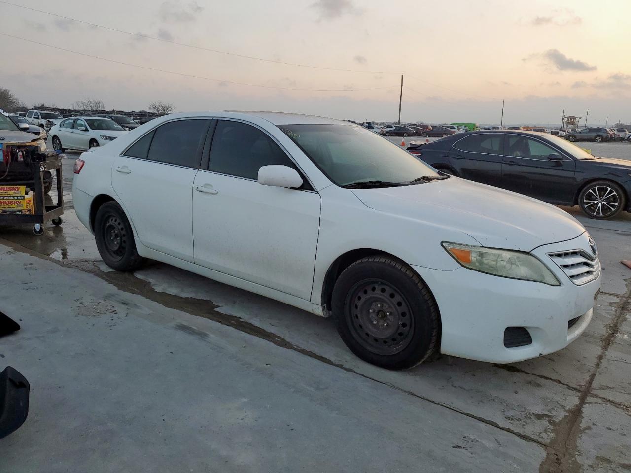 2010 Toyota Camry - Image 4
