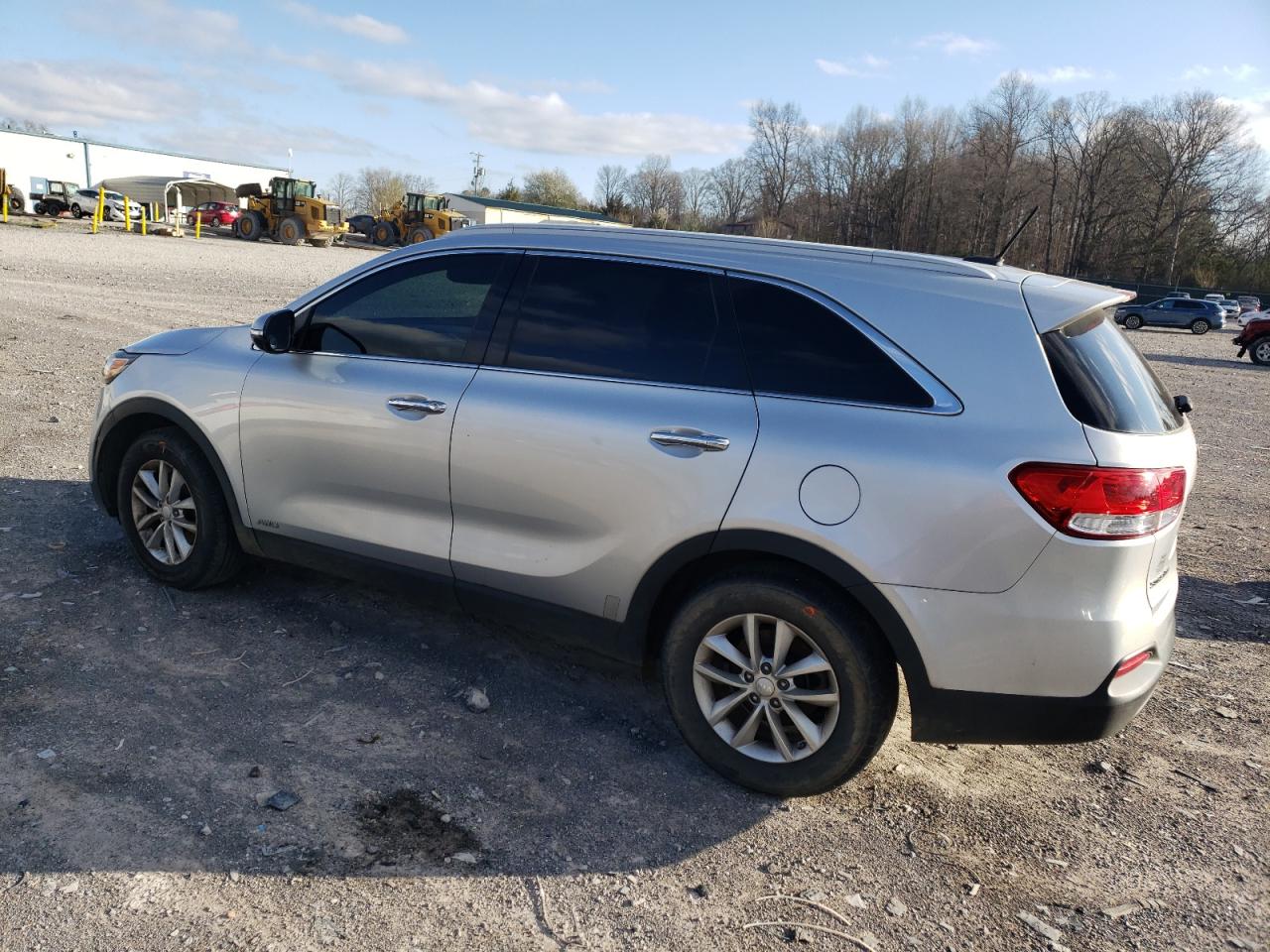2017 Kia Sorento - Image 2