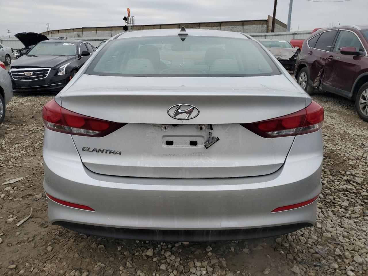 2018 Hyundai Elantra - Image 6