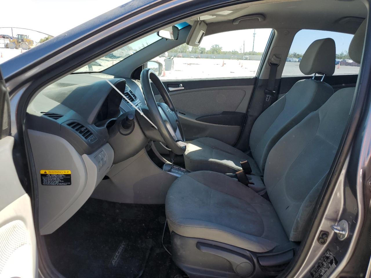 2013 Hyundai Accent - Image 7