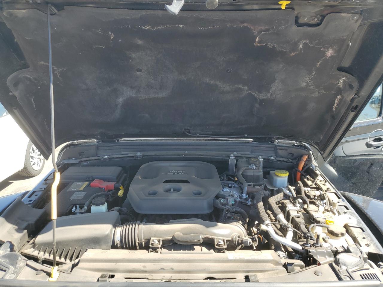 2021 Jeep Wrangler - Image 12
