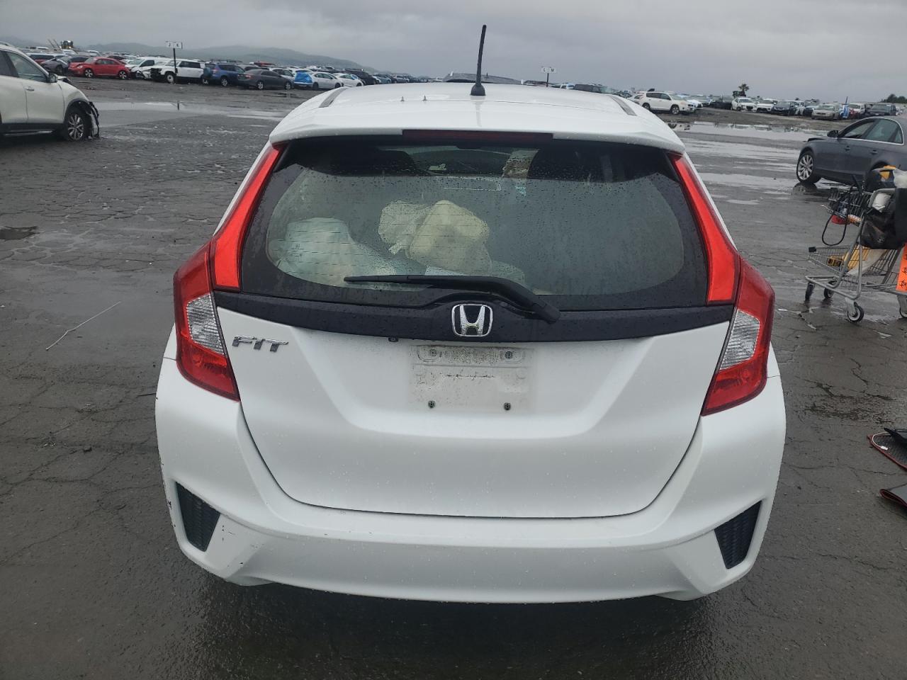 2016 Honda Fit - Image 6