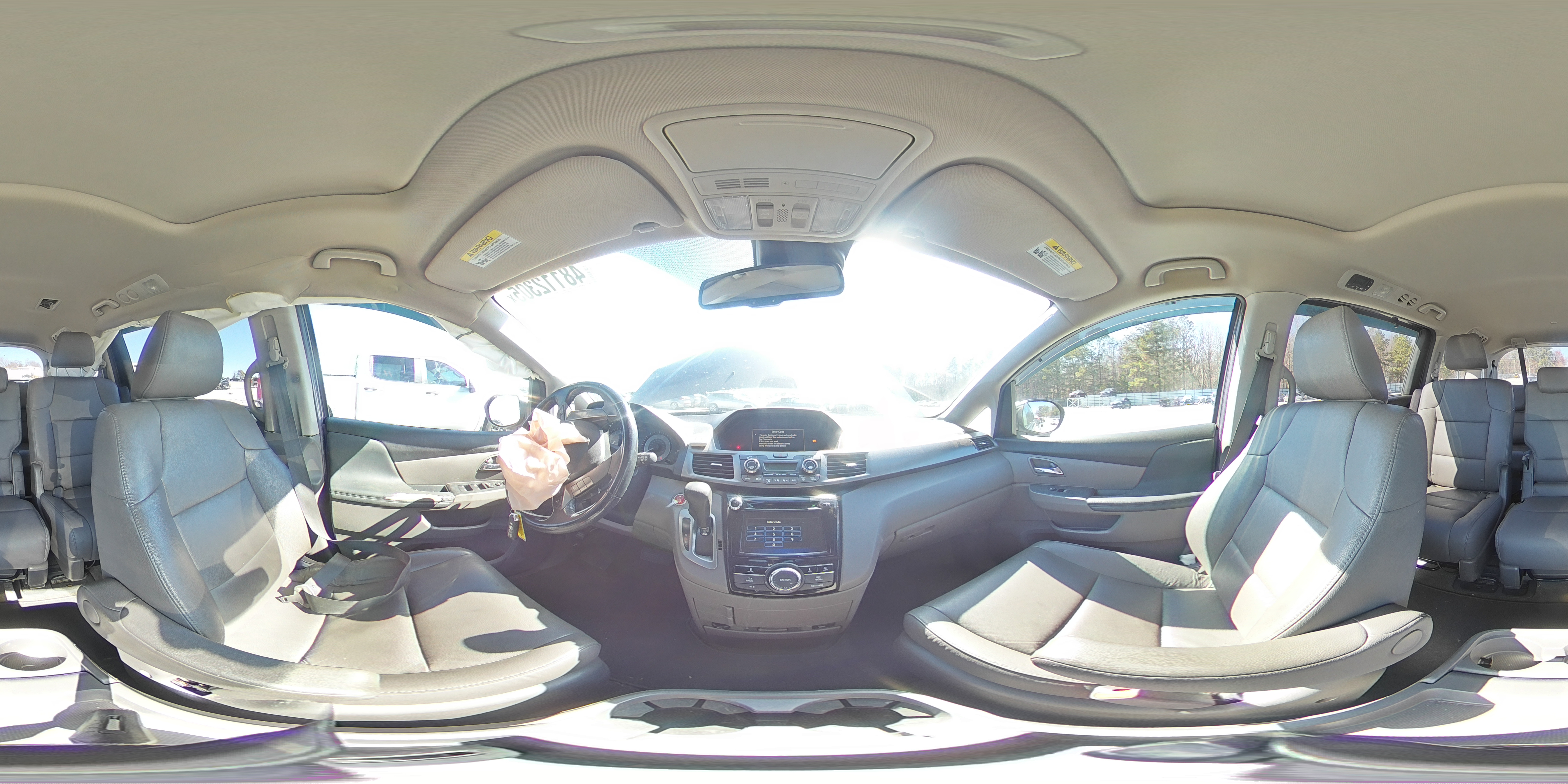 2015 Honda Odyssey - Image 13
