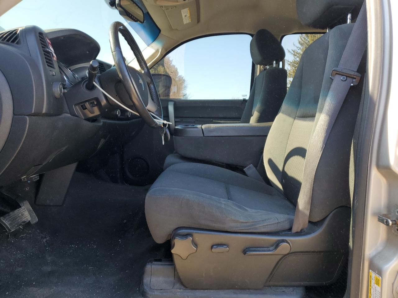 2009 Chevrolet Silverado - Image 7