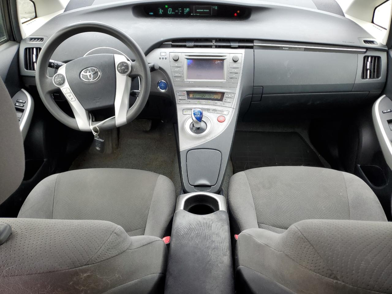2013 Toyota Prius - Image 8
