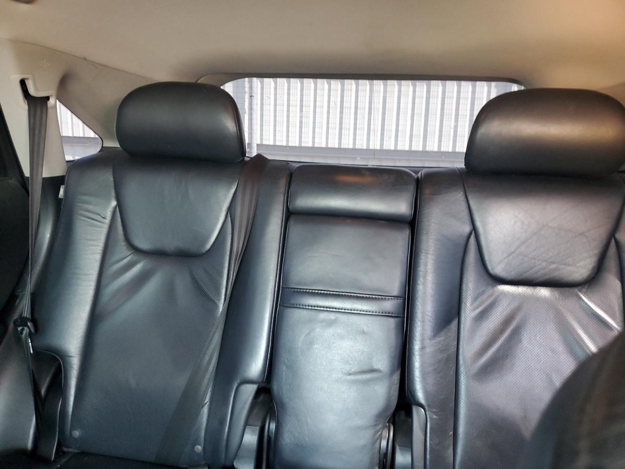 2011 Lexus RX - Image 10