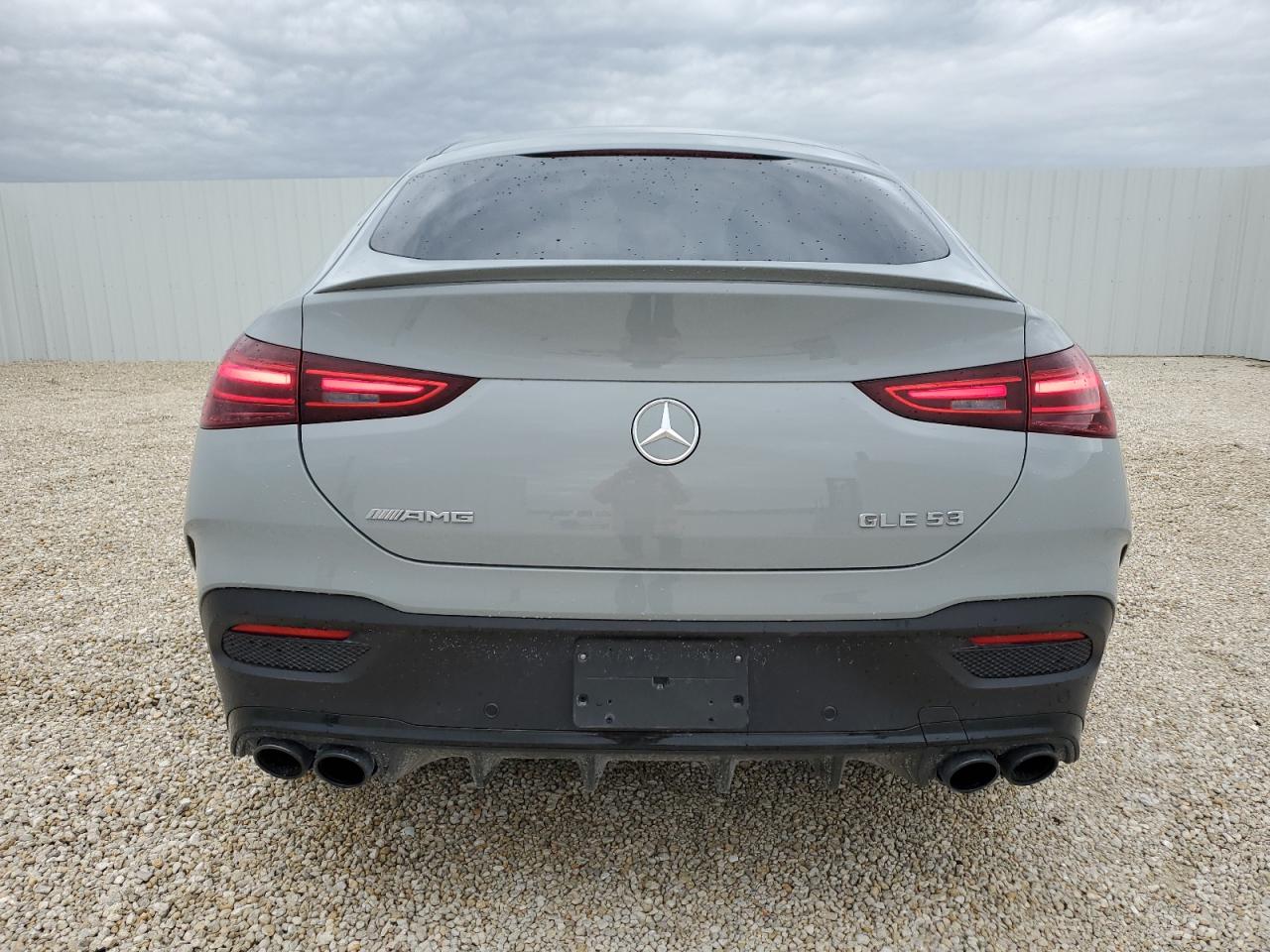 2024 Mercedes-Benz GLE - Image 6
