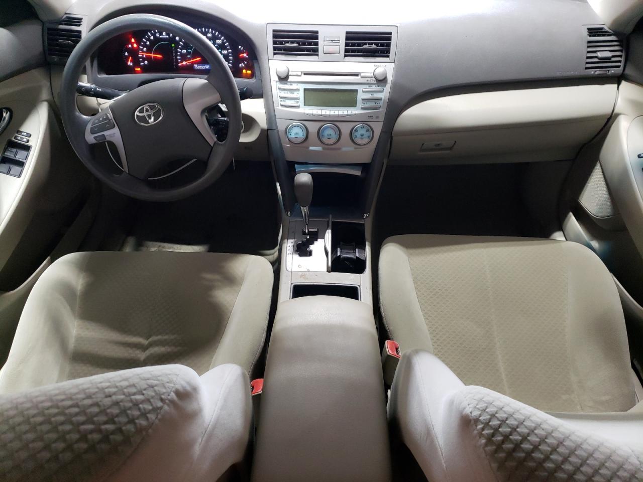 2009 Toyota Camry - Image 8