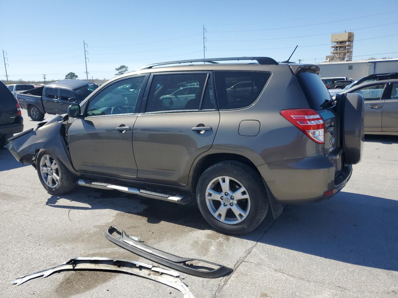 2011 Toyota RAV 4 - Image 2