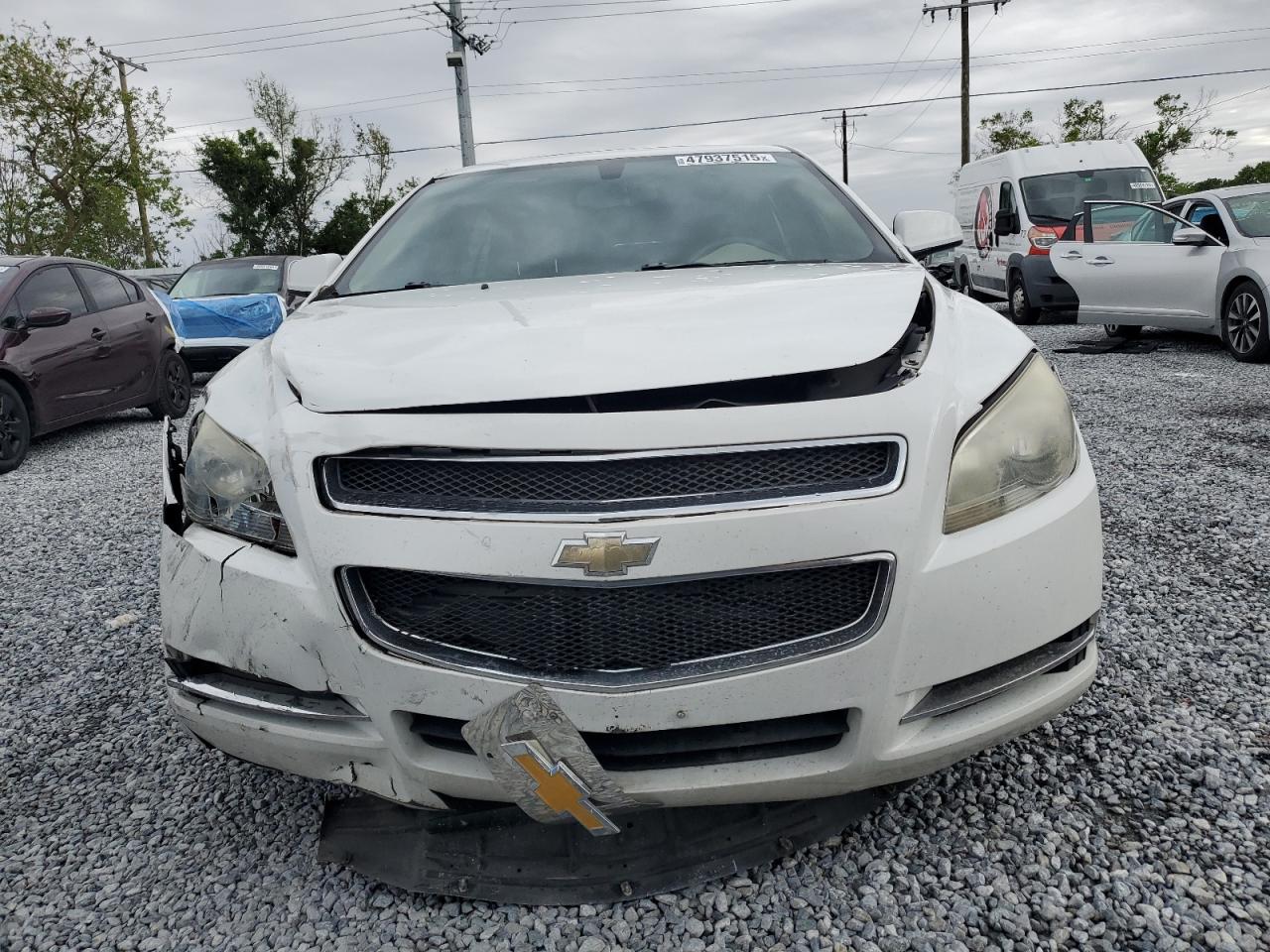 2011 Chevrolet Malibu - Image 5