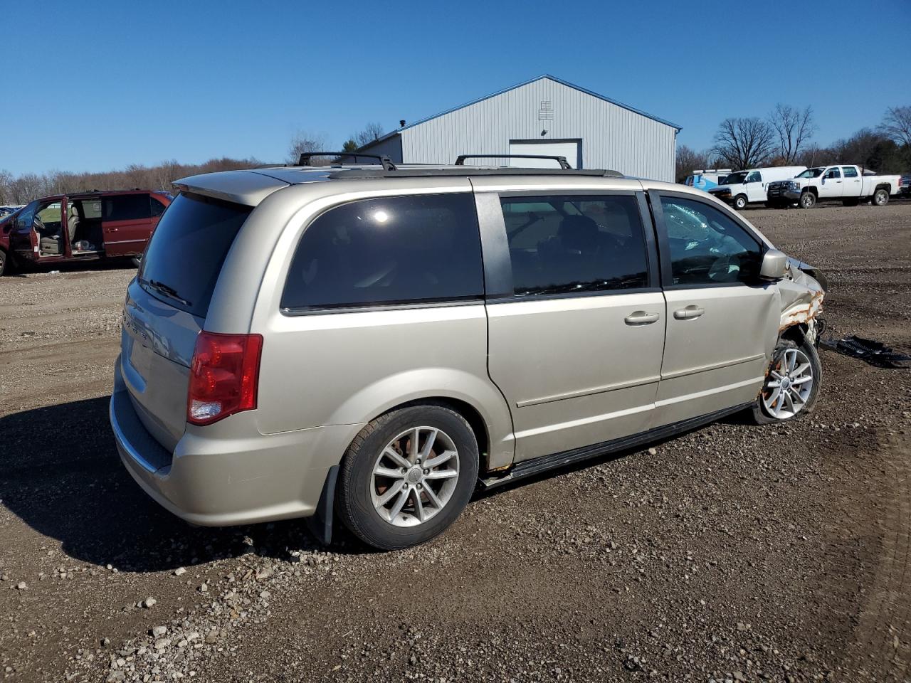 2013 Dodge Caravan - Image 3