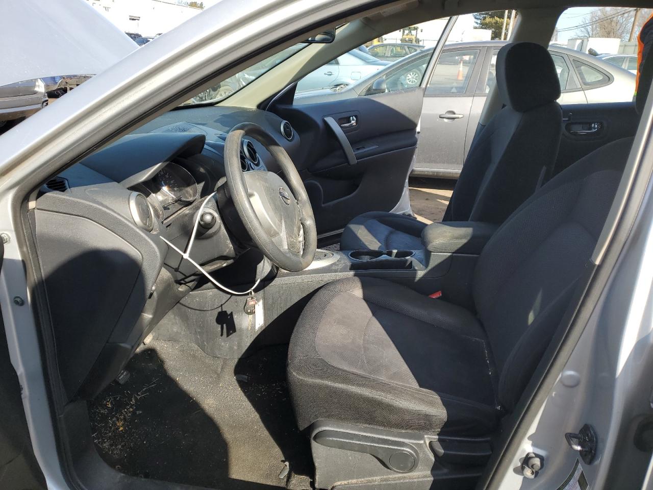 2011 Nissan Rogue - Image 7