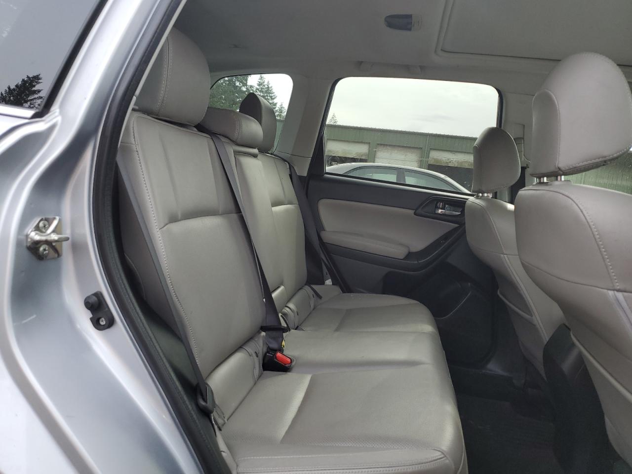 2017 Subaru Forester - Image 11