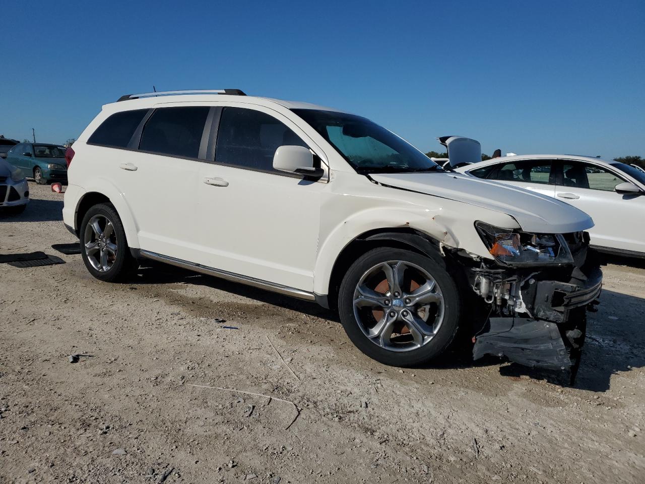 2016 Dodge Journey - Image 4