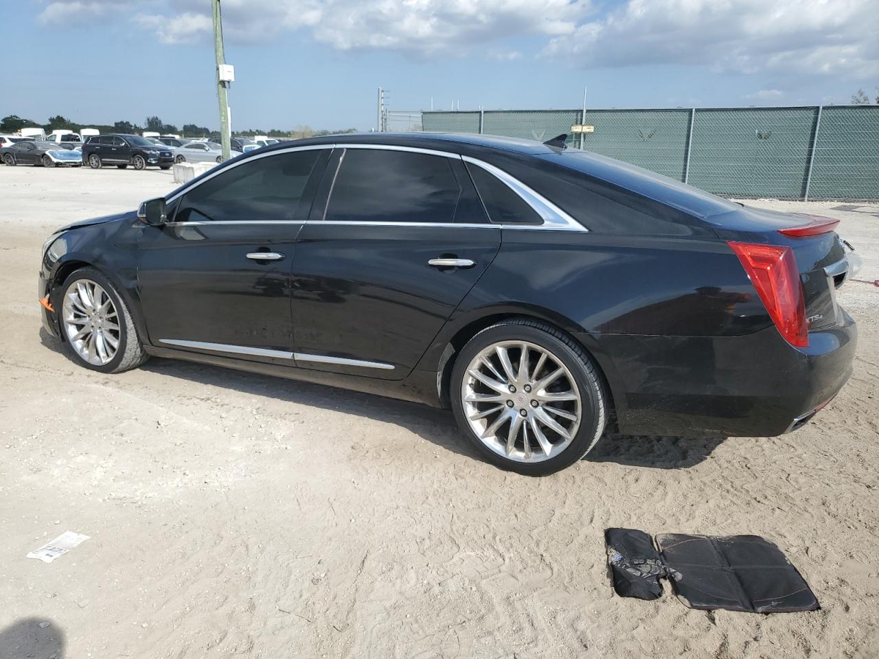 2013 Cadillac XTS - Image 2