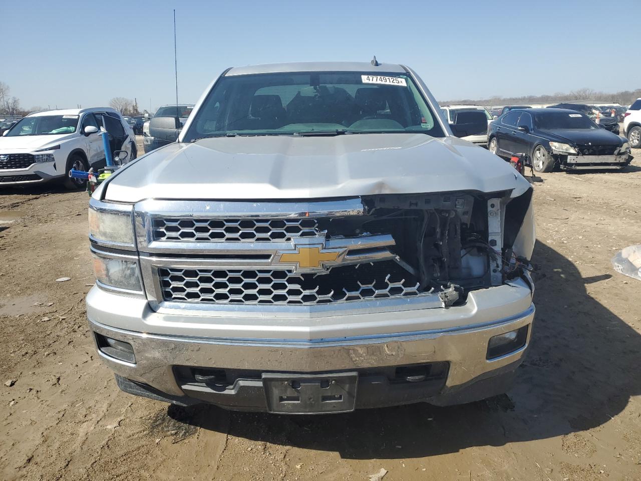 2014 Chevrolet Silverado - Image 5