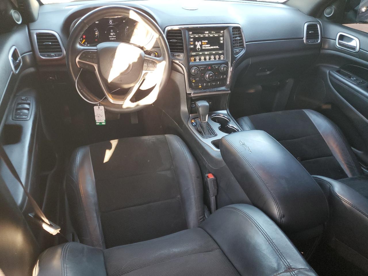 2018 Jeep Grand Cherokee - Image 8