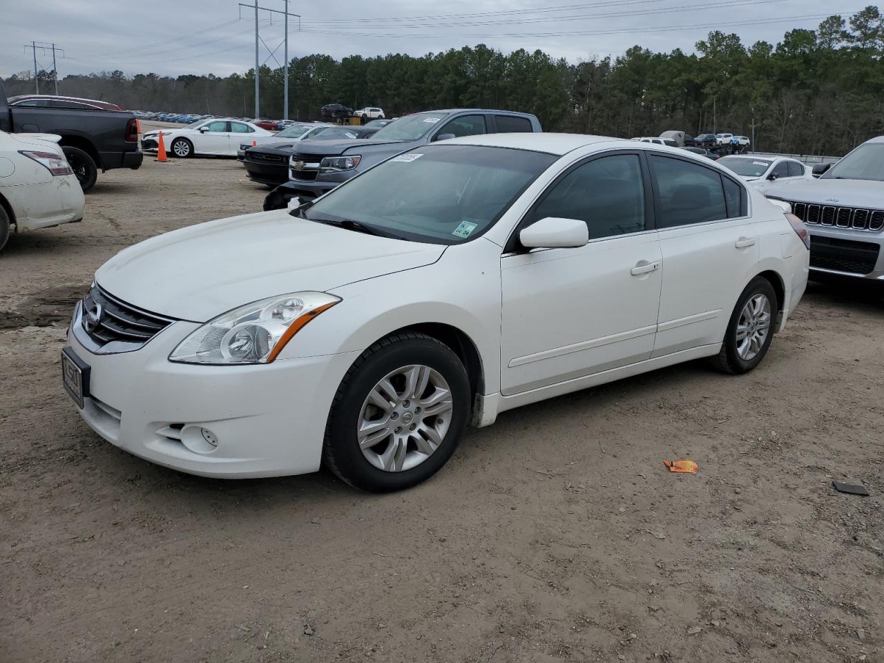 2011 Nissan Altima - Image 1