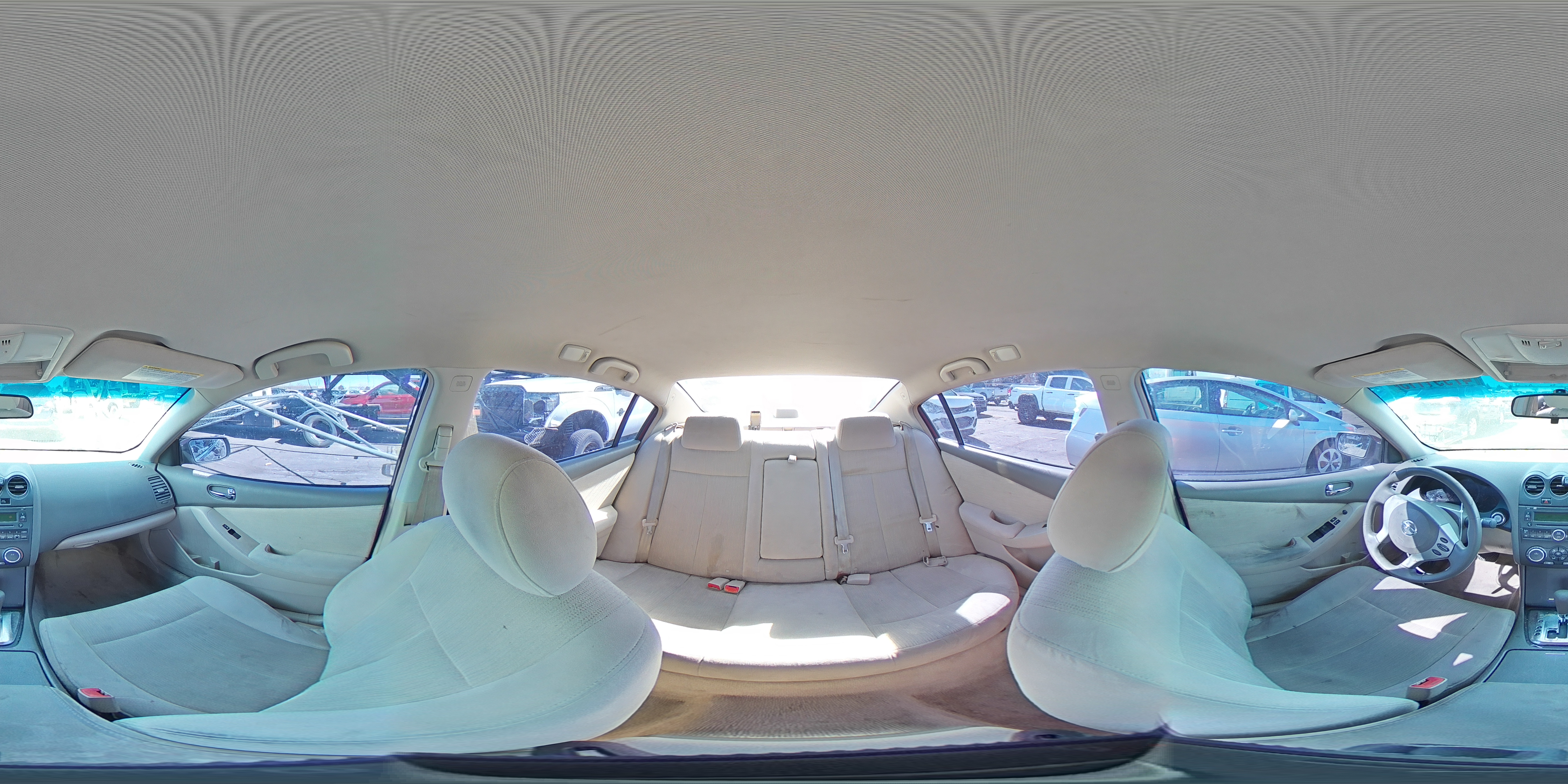 2010 Nissan Altima - Image 13