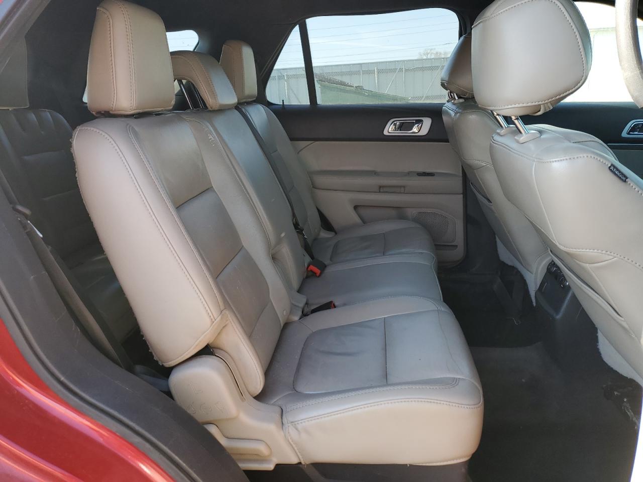 2012 Ford Explorer - Image 11