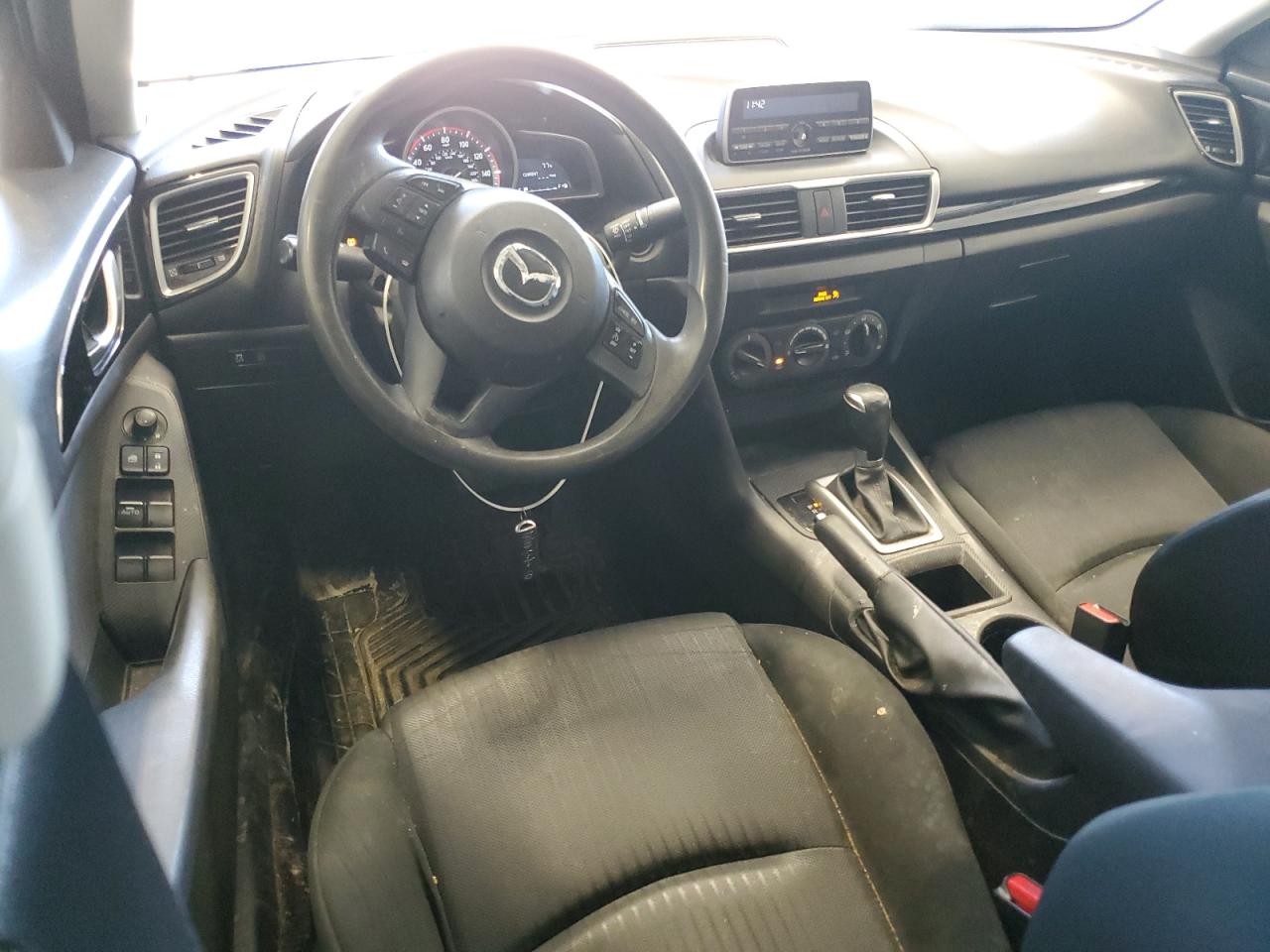 2014 Mazda 3 - Image 8