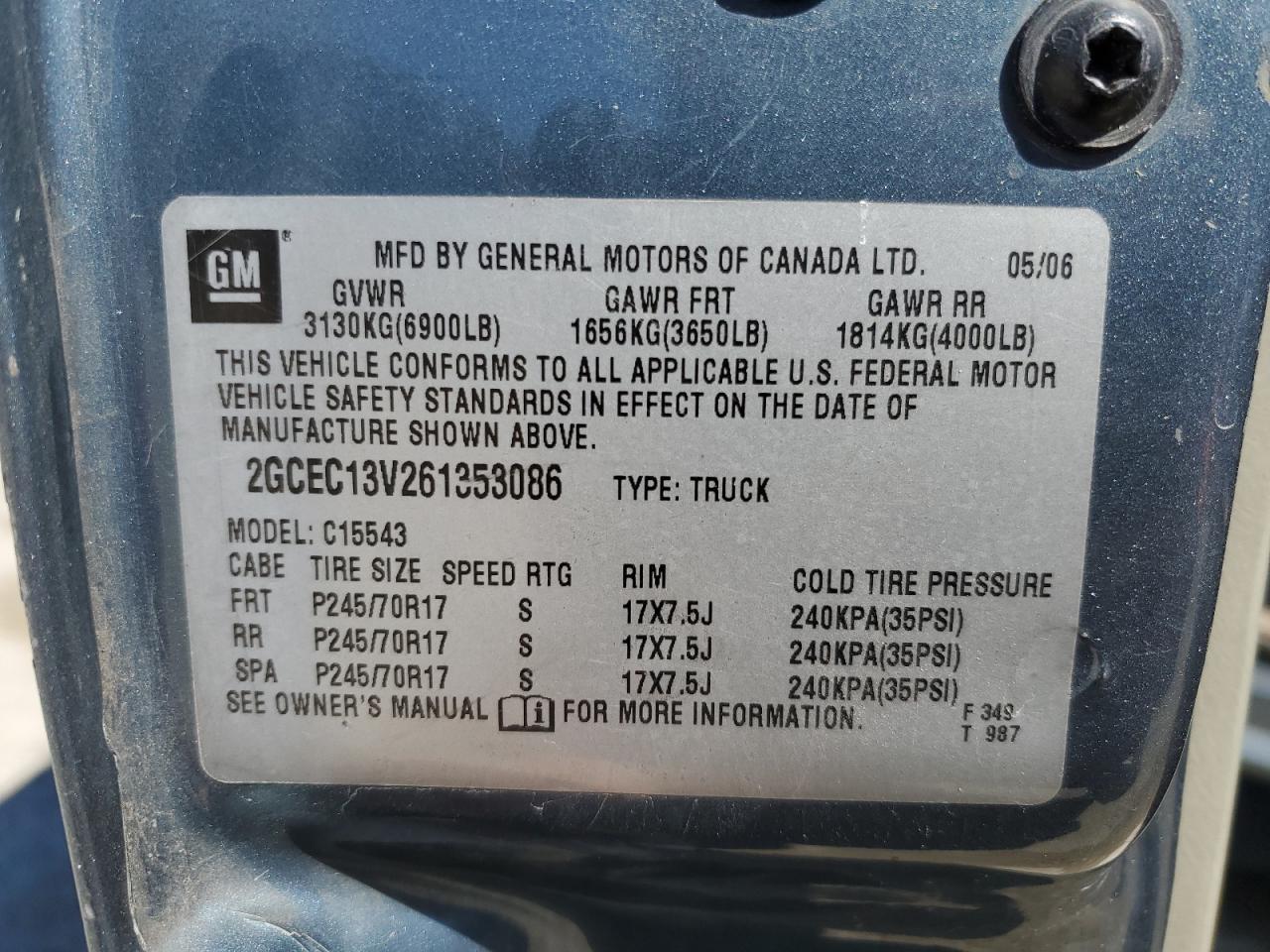 2006 Chevrolet Silverado - Image 13