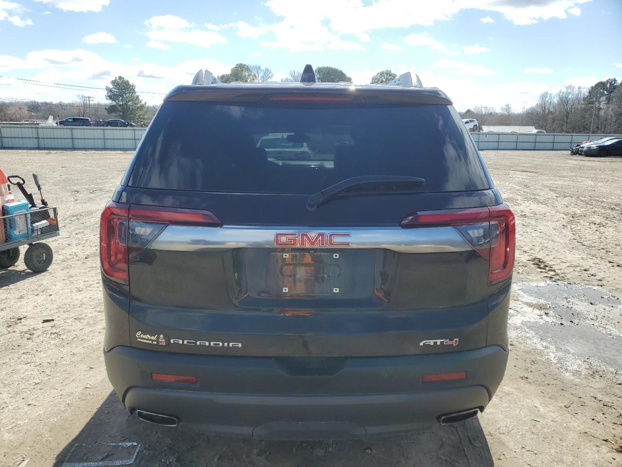 2021 GMC Acadia - Image 6
