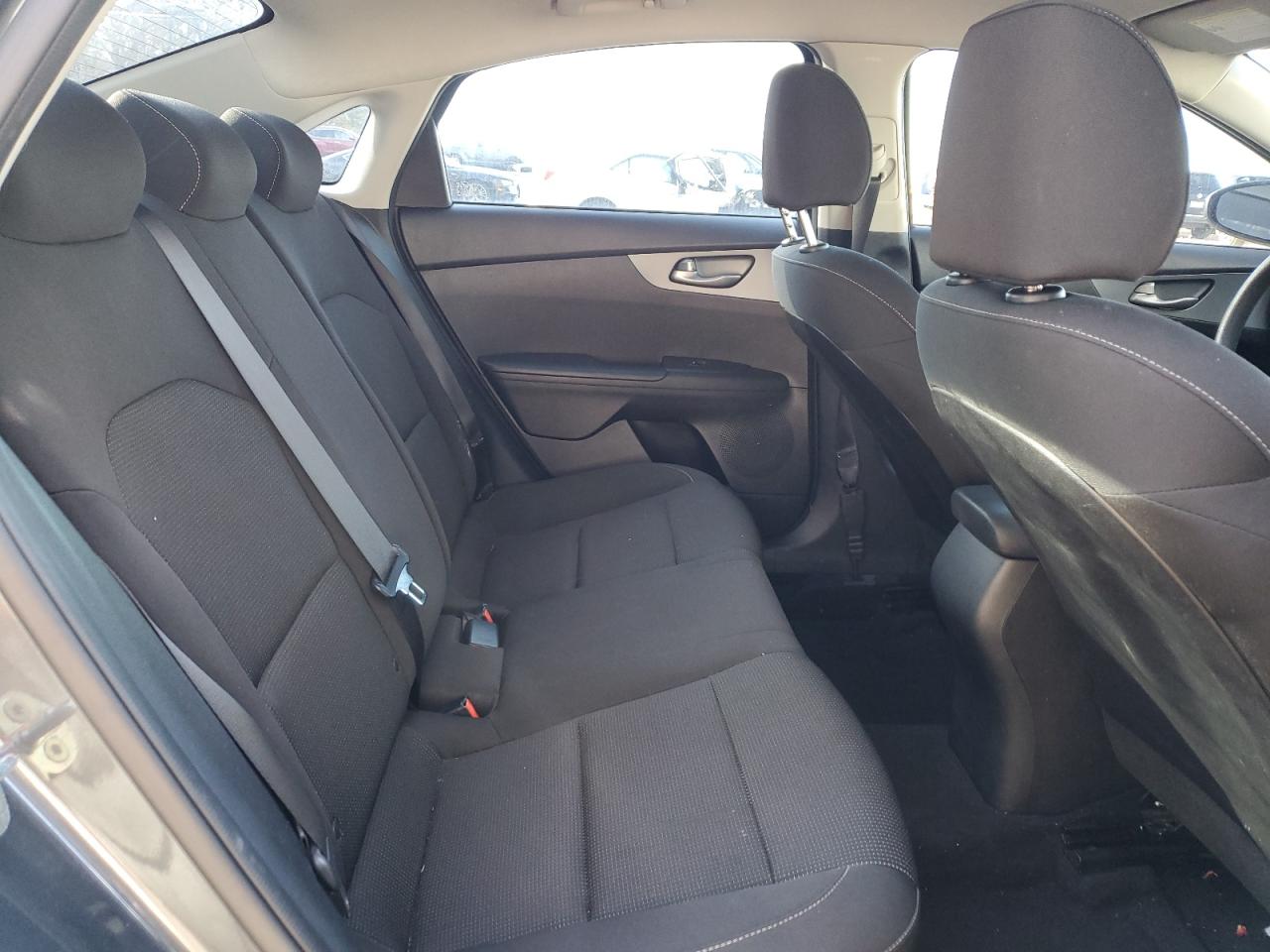 2021 Kia Forte - Image 10