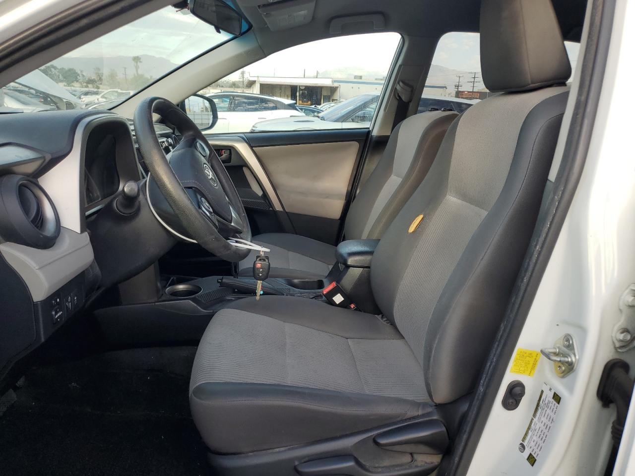 2014 Toyota RAV 4 - Image 7