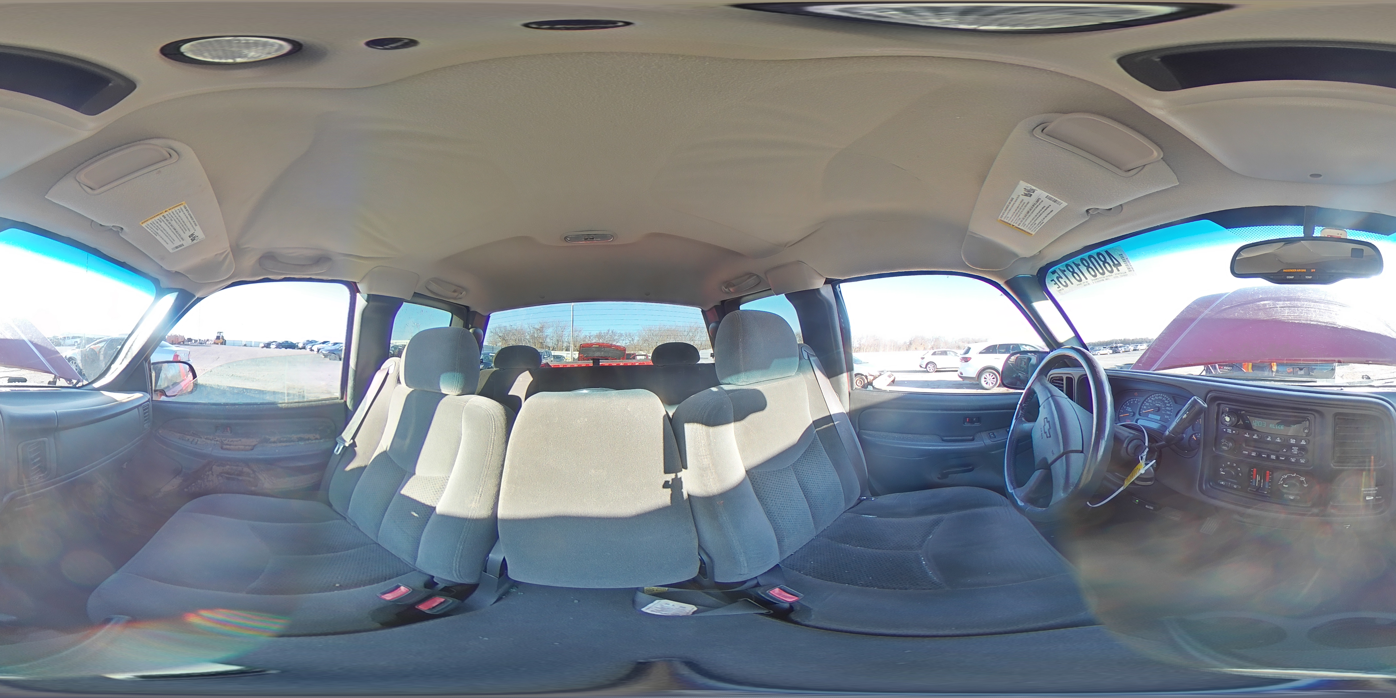 2004 Chevrolet Silverado - Image 13