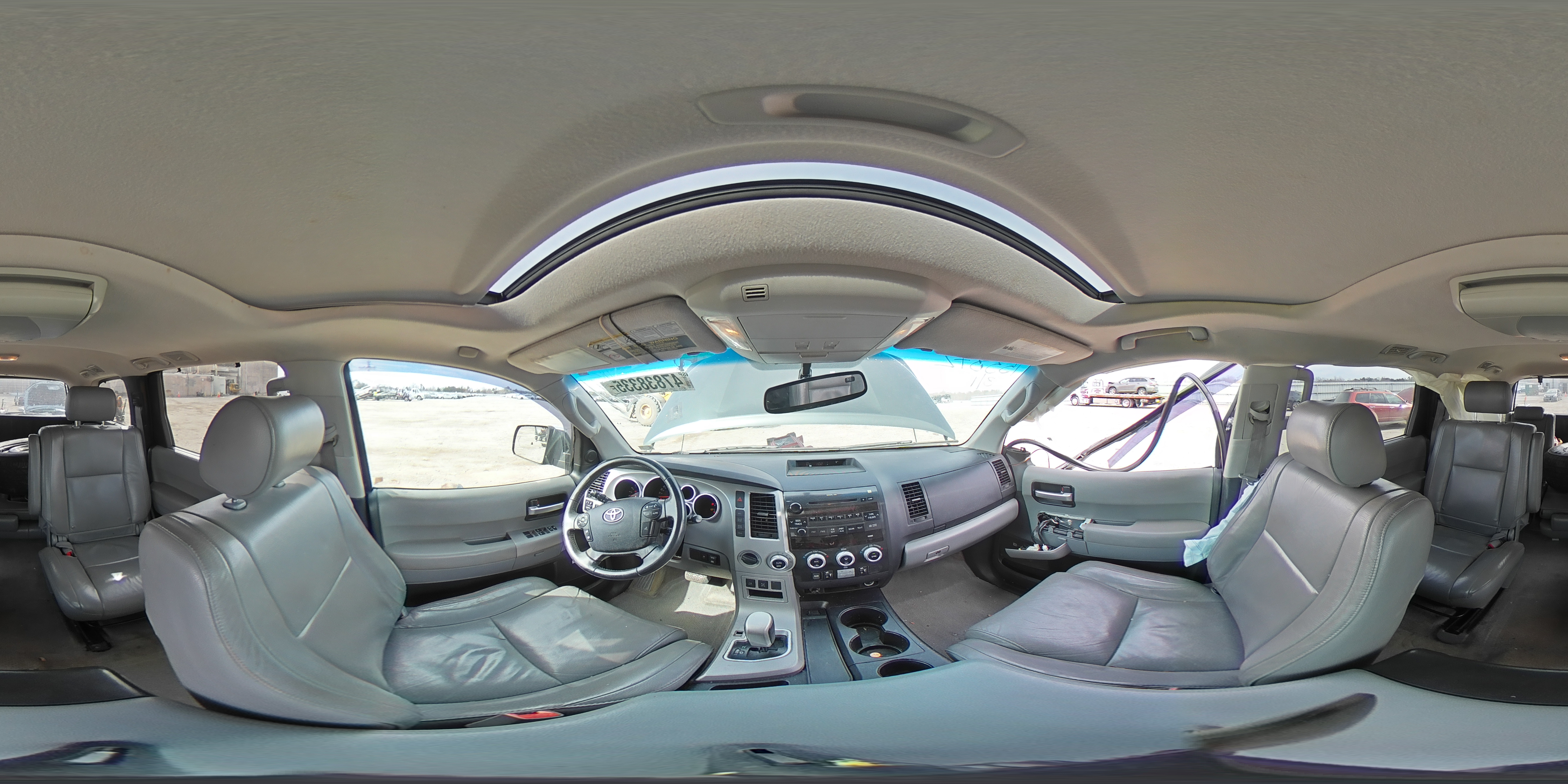 2008 Toyota Sequoia - Image 14