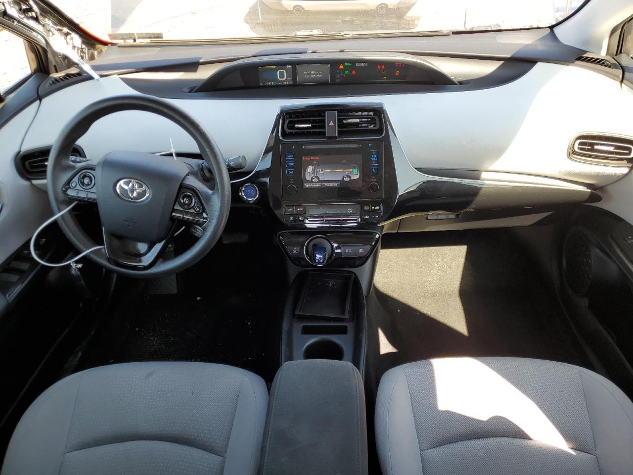 2019 Toyota Prius - Image 8