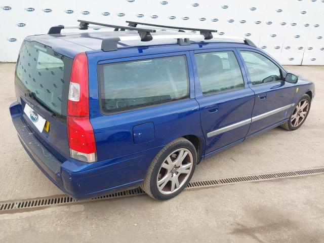 2006 VOLVO V70