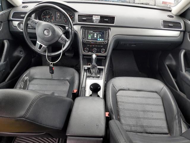 Sedans VOLKSWAGEN PASSAT 2015 Biały