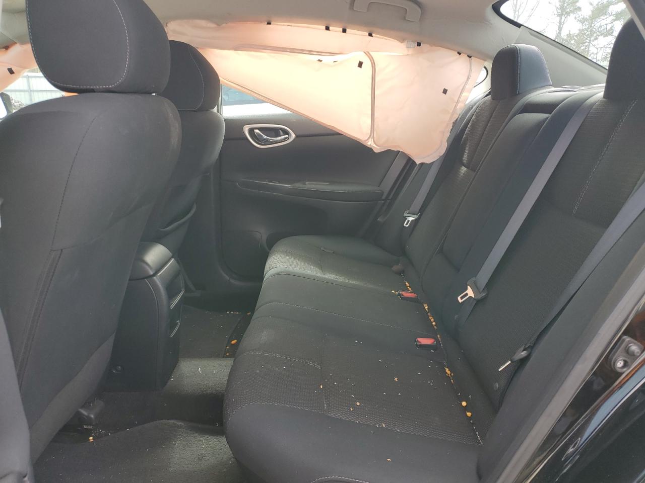 2015 Nissan Sentra - Image 10