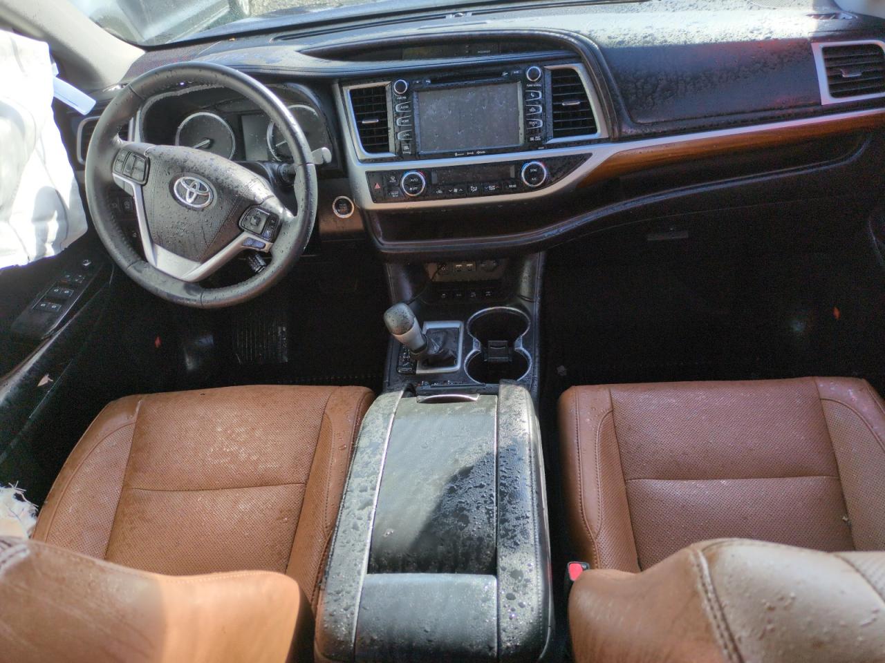 2019 Toyota Highlander - Image 8