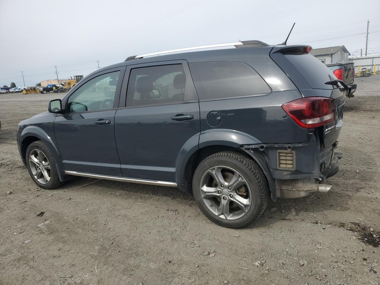 2017 Dodge Journey - Image 2